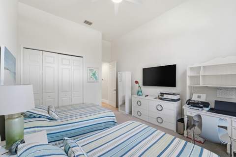 16197 Villa Vizcaya Place, Delray Beach FL - photo 15 of 54