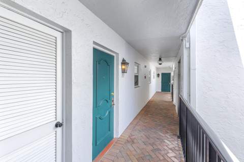 1212 SE 2nd Court #303, Fort Lauderdale FL - photo 12 of 30