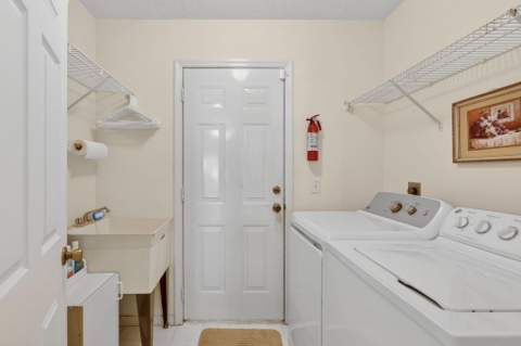 6656 Picante Circle, Fort Pierce FL - photo 22 of 48