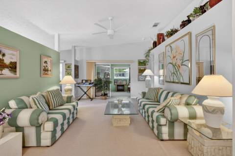 6656 Picante Circle, Fort Pierce FL - photo 10 of 48