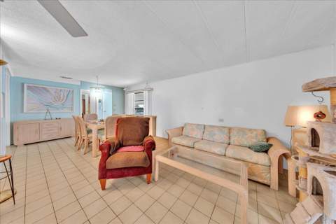 252 NW 53rd Court, Deerfield Beach FL - photo 14 of 46
