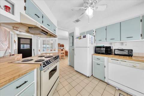 252 NW 53rd Court, Deerfield Beach FL - photo 19 of 46