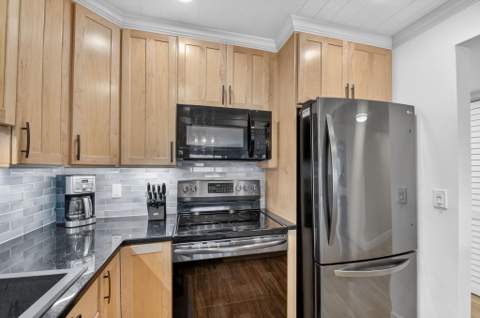 1502 S Lakeside Drive #214, Lake Worth Beach FL - photo 11 of 57