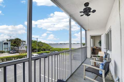 1502 S Lakeside Drive #214, Lake Worth Beach FL - photo 21 of 57
