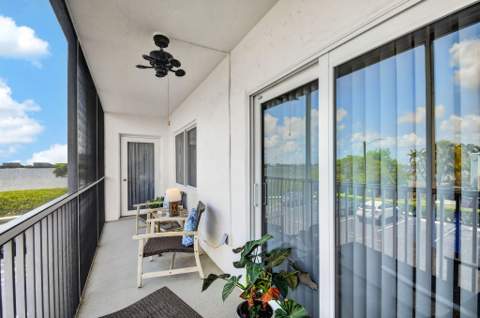 1502 S Lakeside Drive #214, Lake Worth Beach FL - photo 23 of 57