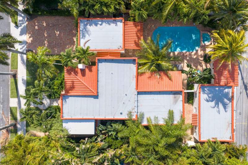 5 bedroom Single Family Residence at 429 30th Street, Northwood Add, West Palm Beach — photo 2