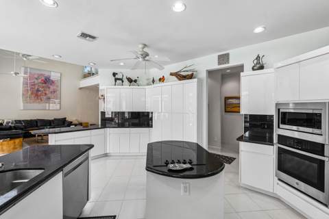 7173 Montrico Drive, Boca Raton FL - photo 18 of 59