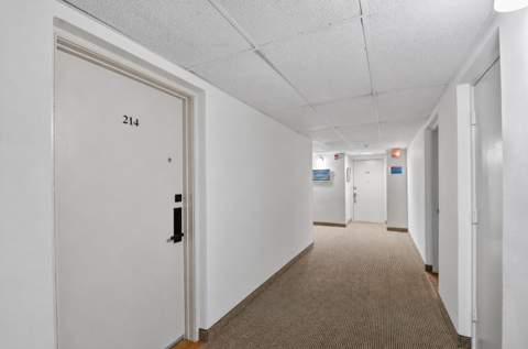 1502 S Lakeside Drive #214, Lake Worth Beach FL - photo 8 of 57