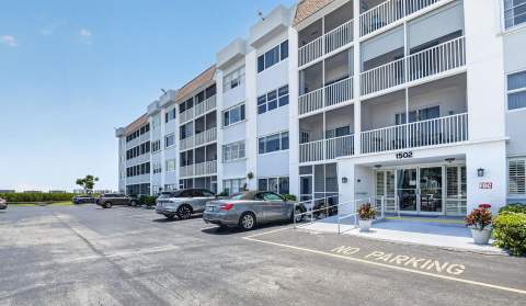 1502 S Lakeside Drive #214, Lake Worth Beach FL - photo 6 of 57
