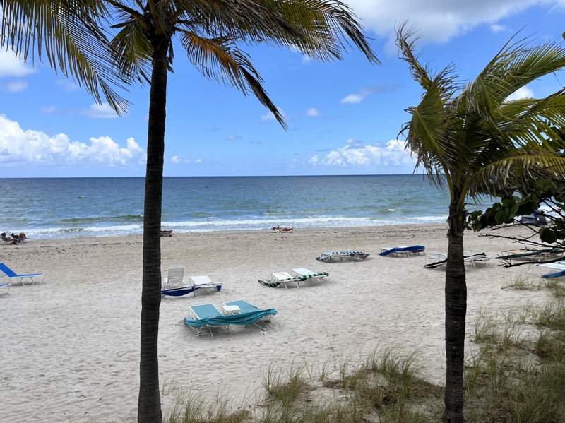 1 bedroom Condominium at 3500 Galt Ocean Drive #208, Playa Del Sol Condo, Fort Lauderdale — photo 4
