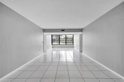1713 Whitehall Drive #103, Davie FL - photo 19 of 28