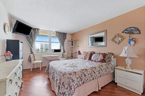 201 N Ocean Boulevard #1102, Pompano Beach FL - photo 19 of 43
