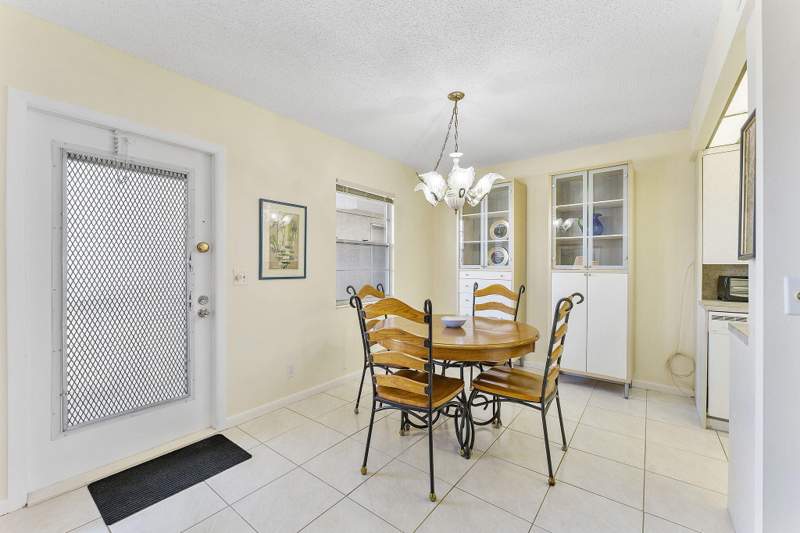 2 bedroom Condominium at 3027 Guildford B, Guildford, Boca Raton — photo 4