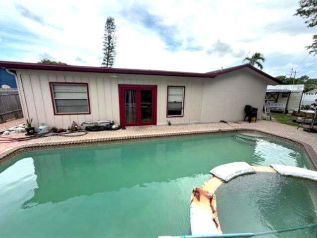 3 bedroom Single Family Residence at 22283 SW 64th Avenue, Sandalfoot Cove Sec 4, Boca Raton — photo 2