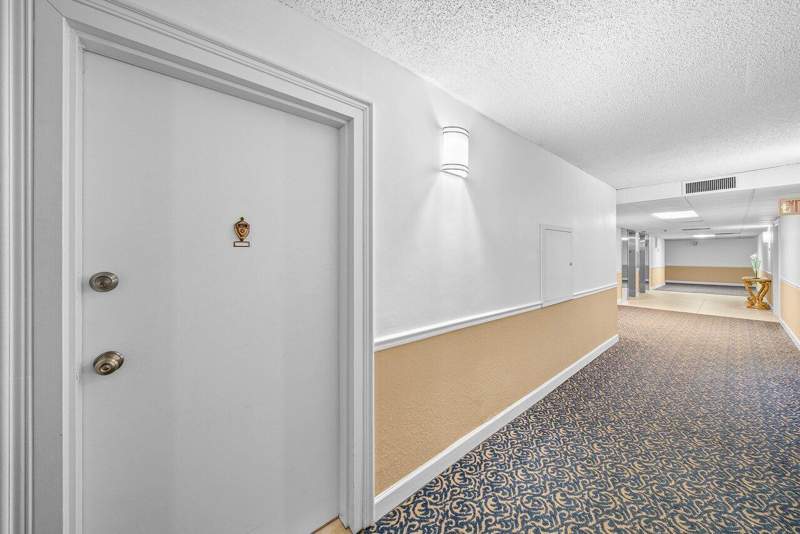2 bedroom Condominium at 3460 S Ocean Boulevard #6150, Claridges II Condo, Palm Beach — photo 3