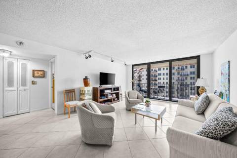 3460 S Ocean Boulevard #6150, Palm Beach FL - photo 7 of 34