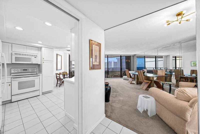 2 bedroom Condominium at 3560 S Ocean Boulevard #809, Thirty Five Sixty Condo, South Palm Beach — photo 5
