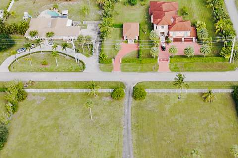 4656 Lillian Avenue, Palm Beach Gardens FL - photo 10 of 28