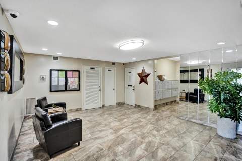1811 Jefferson Street #404, Hollywood FL - photo 23 of 26