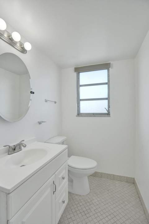 1811 Jefferson Street #404, Hollywood FL - photo 17 of 26