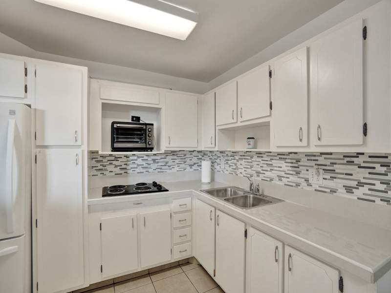 1 bedroom Condominium at 1811 Jefferson Street #404, Telstar Condominium Inc, Hollywood — photo 2