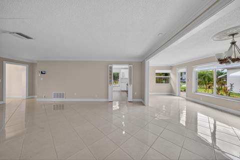 391 Leisure Boulevard, Pompano Beach FL - photo 8 of 76