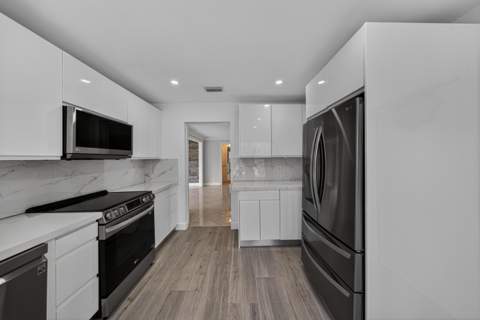 391 Leisure Boulevard, Pompano Beach FL - photo 22 of 76