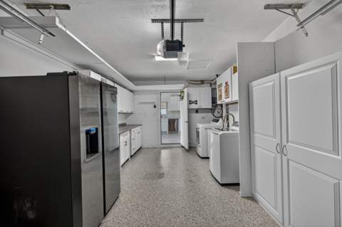 391 Leisure Boulevard, Pompano Beach FL - photo 24 of 76