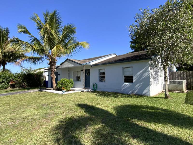 3 bedroom Single Family Residence at 7922 SW 5th Street, North Lauderdale Village Sec 2, North Lauderdale — photo 5