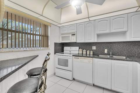 6670 Royal Palm Boulevard #110, Margate FL - photo 7 of 56