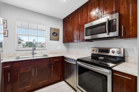 5250 NW 3rd Court #A, Delray Beach FL - photo 9 of 24