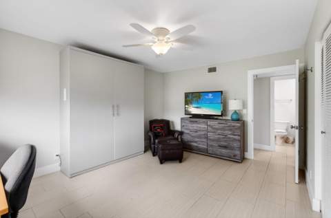 5250 NW 3rd Court #A, Delray Beach FL - photo 14 of 24