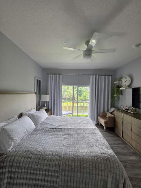 1560 SE Hampshire Way #204, Stuart FL - photo 10 of 40