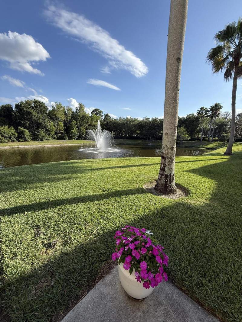 3 bedroom Condominium at 1560 SE Hampshire Way #204, Lexington Lakes, Stuart — photo 3