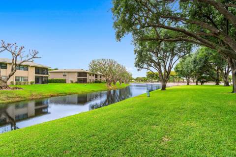 16 Stratford Drive #C, Boynton Beach FL - photo 16 of 46