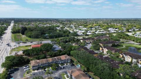 850 Hill Drive #D, West Palm Beach FL - photo 7 of 41
