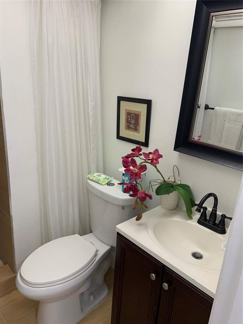 2 bedroom Condominium at 9273 SW 8th Street #206, Isle Of Sandalfoot Condo, Boca Raton — photo 4