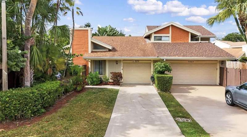2 bedroom Townhouse at 7659 Sierra Terrace, Sierra Del Mar, Boca Raton — photo 3