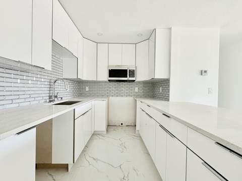 6507 Alexander Road, West Palm Beach FL - photo 12 of 36