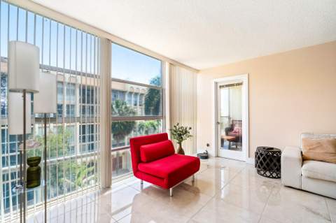 2000 Atlantic Shores Boulevard #Apt 410, Hallandale Beach FL - photo 15 of 53