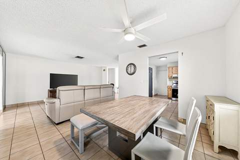 6061 Stanley Lane, Delray Beach FL - photo 7 of 48