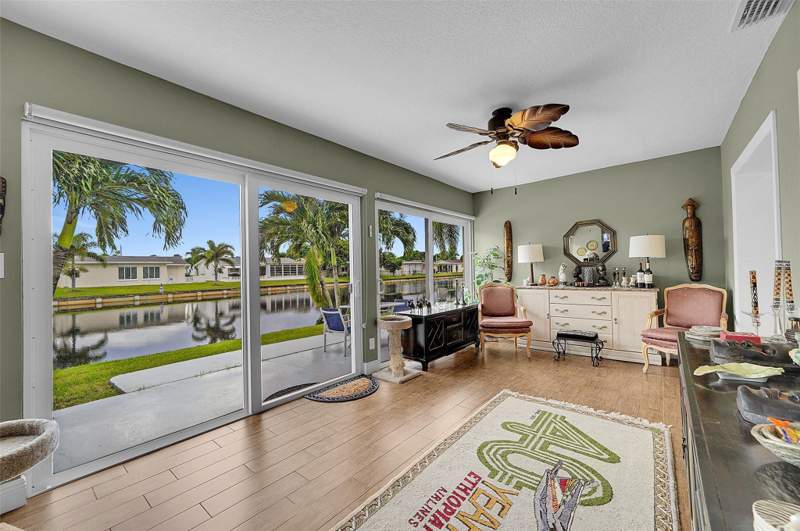 2 bedroom Single Family Residence at 4600 NW 45th Street, Mainlands Of Tamarac Lakes, Tamarac — photo 2