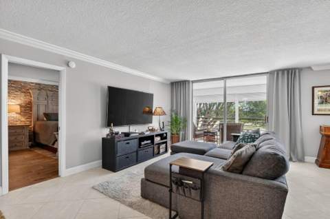 6300 NW 2nd Avenue #306, Boca Raton FL - photo 11 of 43