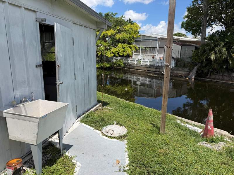 2 bedroom Manufactured Home at 1670 SW 85th Avenue, PARK CITY SEC ONE, Davie — photo 4
