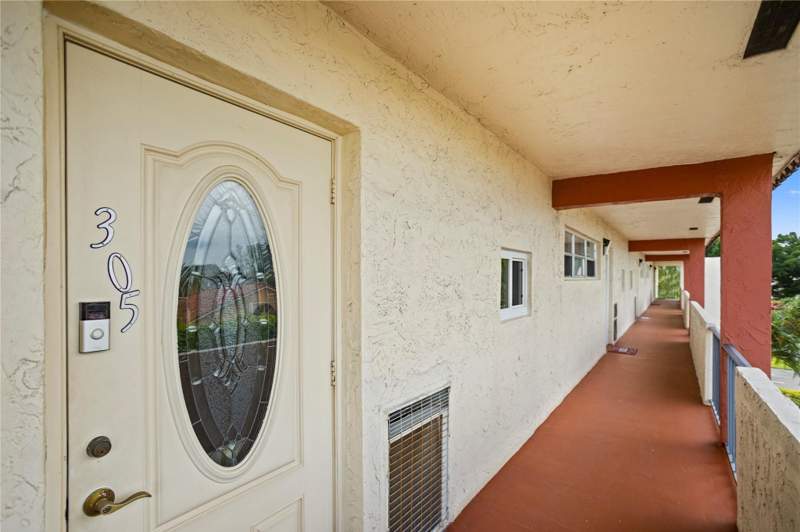 2 bedroom Condominium at 8990 S Hollybrook Boulevard #Unit 305, Hollybrook Golf And Tennis Club, Pembroke Pines — photo 2