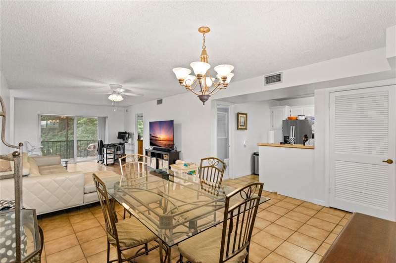 2 bedroom Condominium at 8990 S Hollybrook Boulevard #Unit 305, Hollybrook Golf And Tennis Club, Pembroke Pines — photo 5