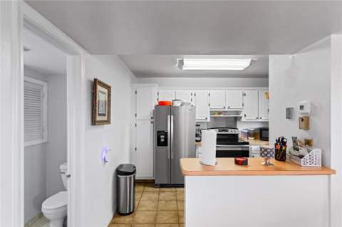 8990 S Hollybrook Boulevard #Unit 305, Pembroke Pines FL - photo 10 of 44