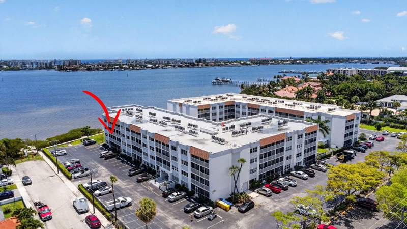 2 bedroom Condominium at 1502 S Lakeside Drive #214, Palm Lake 1 Condo, Lake Worth Beach — photo 3
