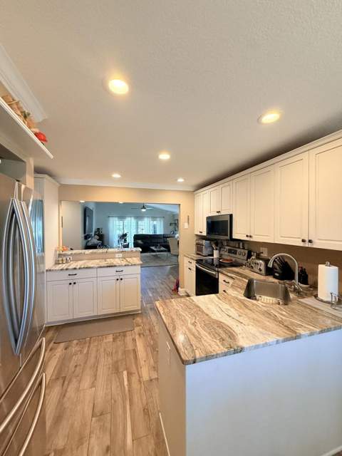 186 Citrus Trail Circle, Boynton Beach FL - photo 9 of 33