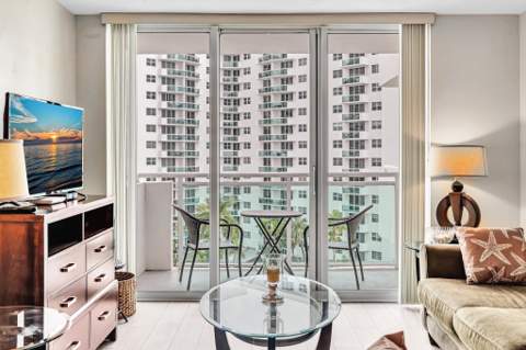 3000 S Ocean Drive #714, Hollywood FL - photo 19 of 85